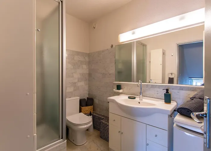 Apartamento Spacieux Cabine-parking Gratuit-clim-proche Centre & Mer-vue Port Lgm
